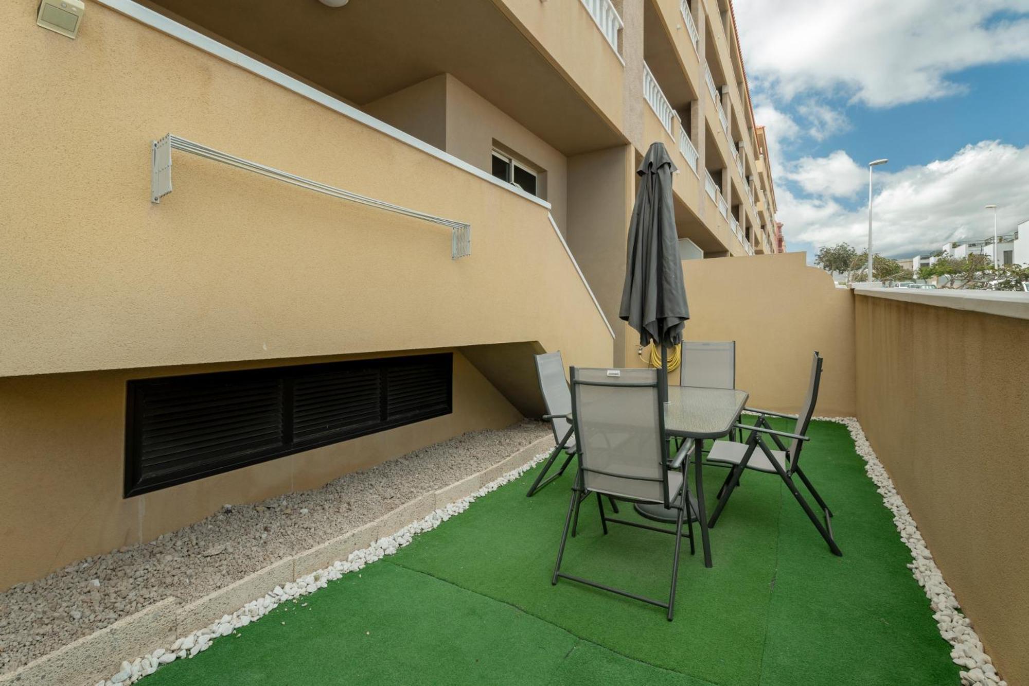Medano Beach Agueita Salada Suites El Médano Екстериор снимка